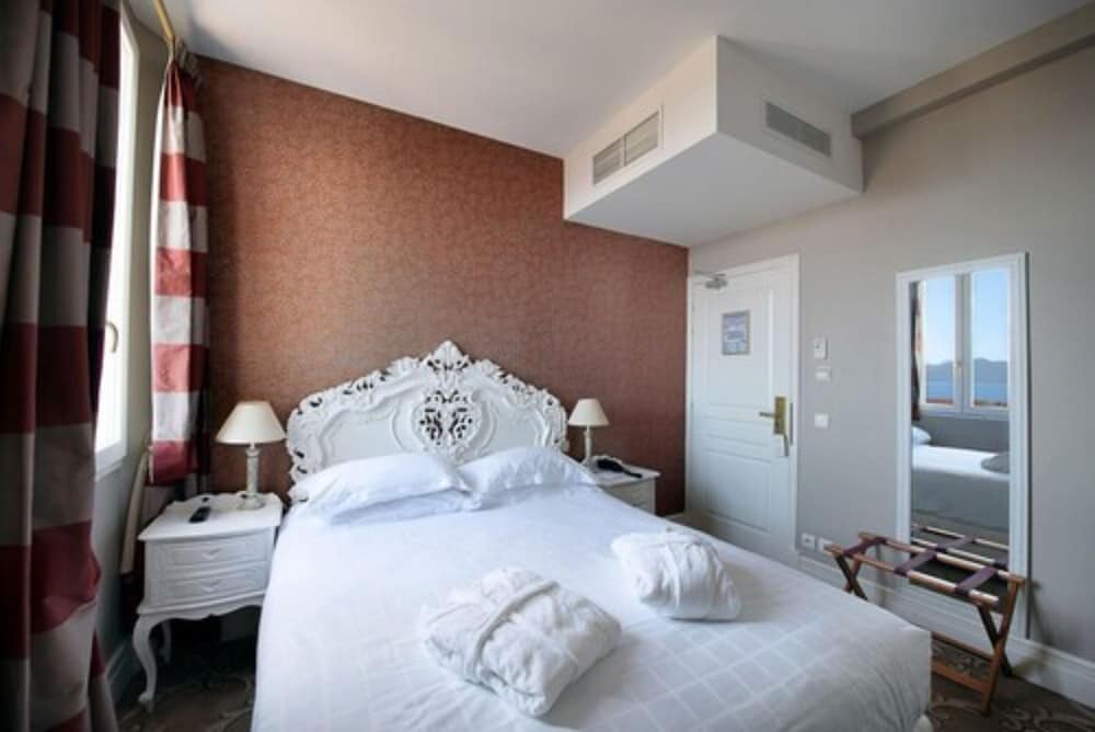 Фото Chateau De La Tour