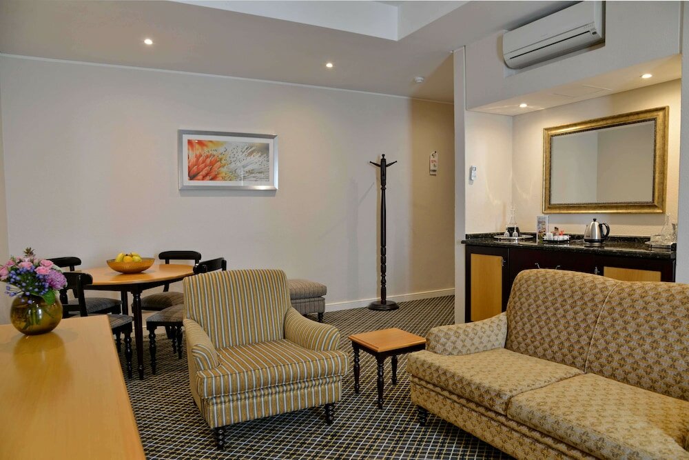 Фото City Lodge Hotel GrandWest