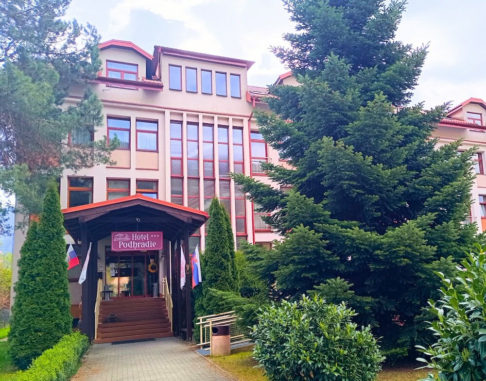 Фото Hotel Podhradie