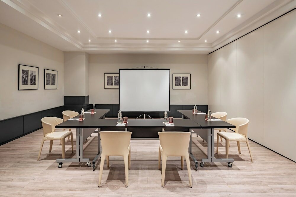 Фото Hotel Madrid Alameda Aeropuerto Affiliated by Melia