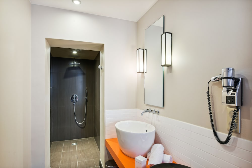 Фото Hôtel Le Paris Singulier