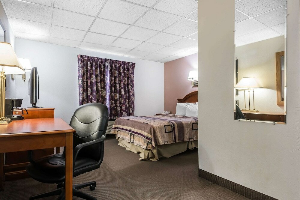 Фото Quality Inn & Suites Binghamton Vestal