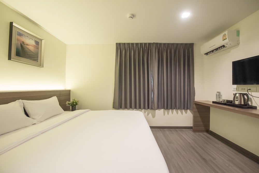 Фото Отель Sovereign Group Pratunam Bangkok