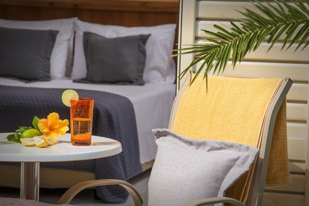 Фото Blue Bay Resort Hotel