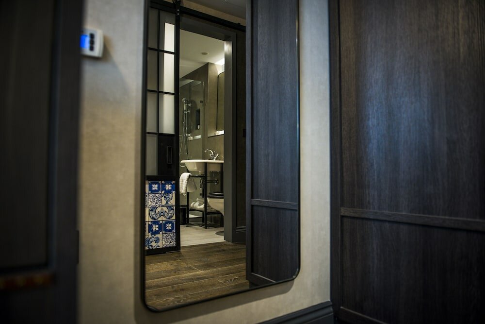 Фото Clayton Hotel City of London