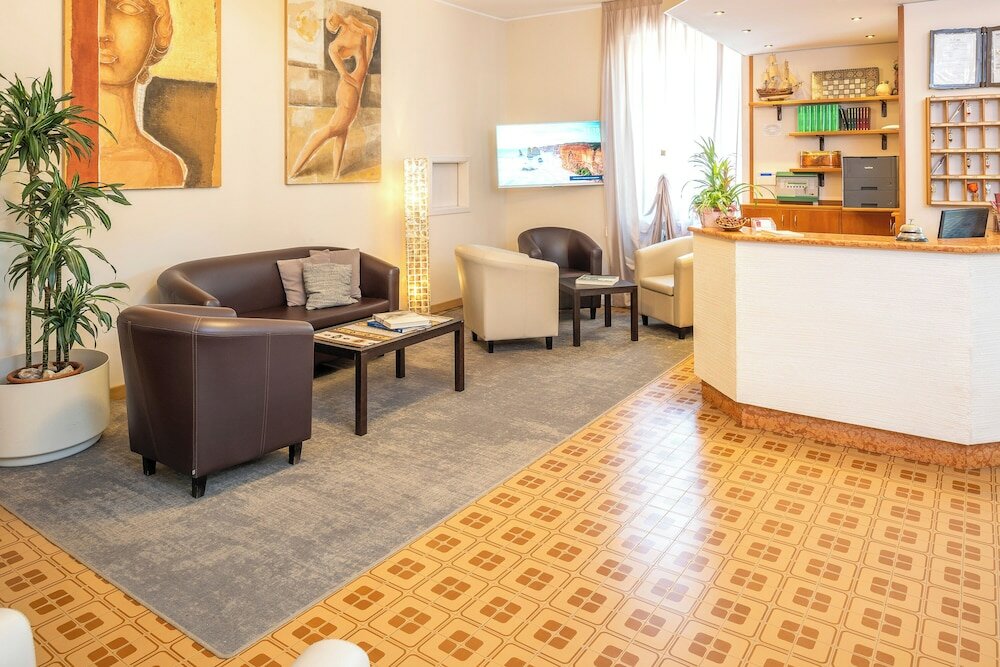 Фото отеля 3