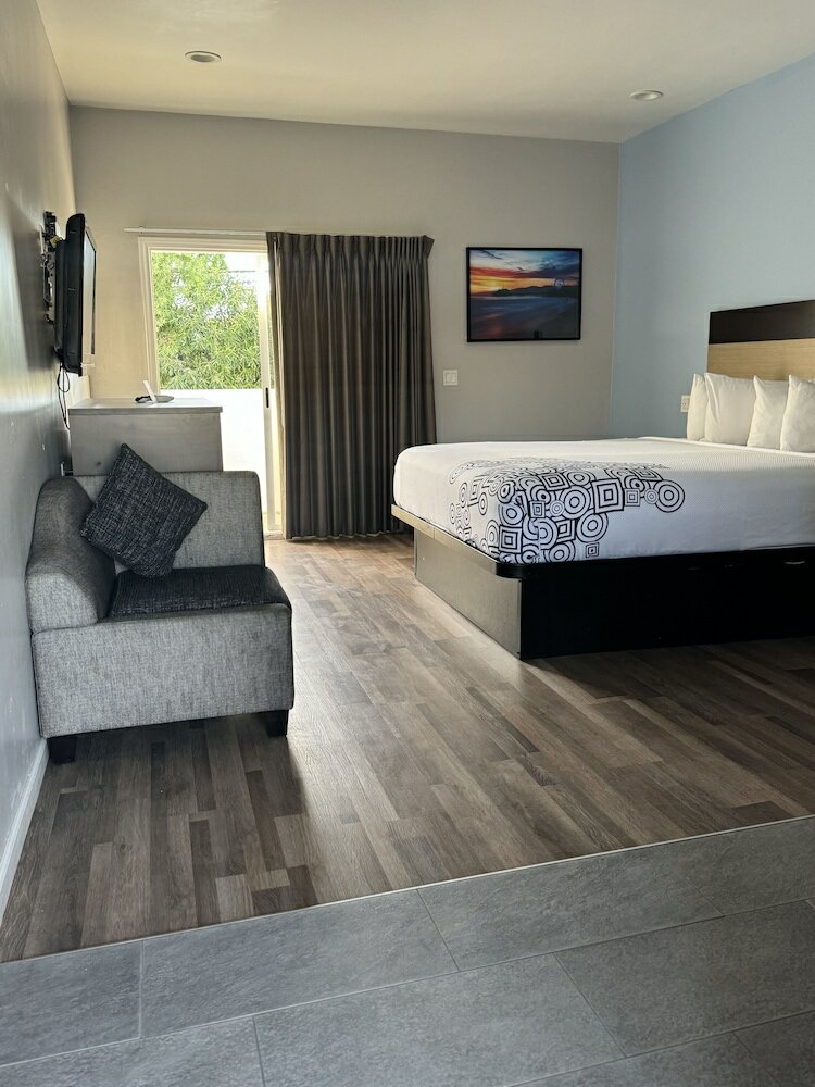 Фото Moonlite Inn Redondo Beach