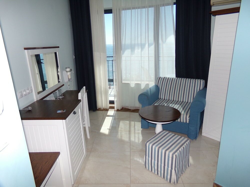 Фото Family Hotel Evridika