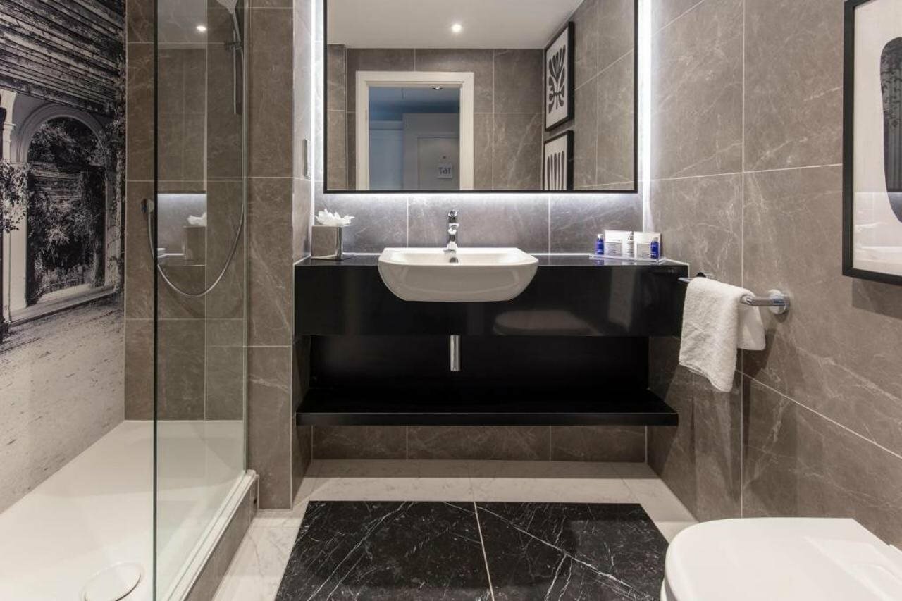 Фото Oulton Hall Hotel, SPA & Golf Resort