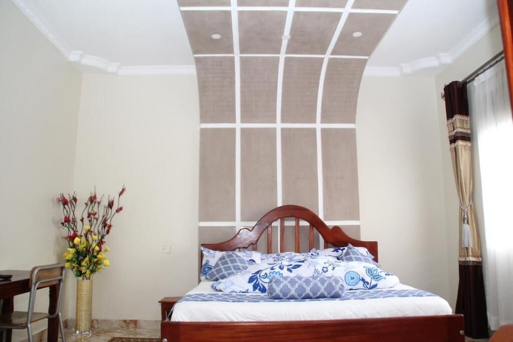 Фото Jowillis Hotel