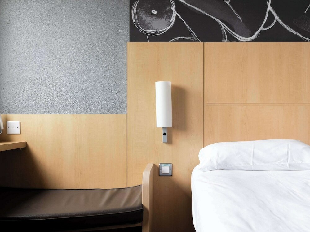 Фото Ibis Southampton Centre