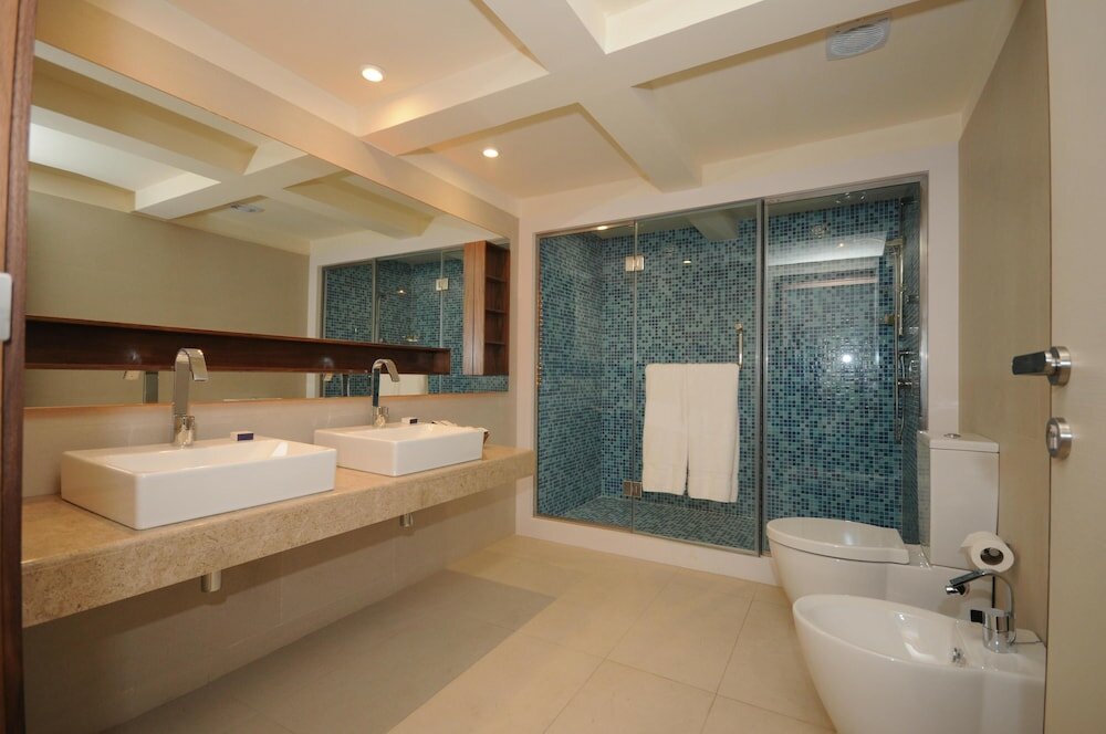 Фото Al Bander Hotel & Resort