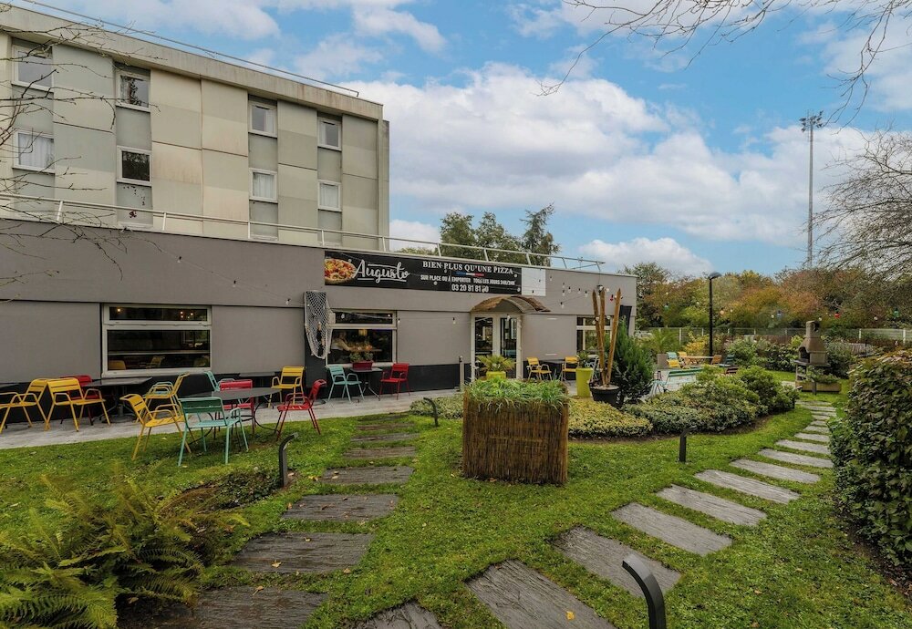 Фото ibis Lille Villeneuve-d'Ascq Grand Stade Hotel