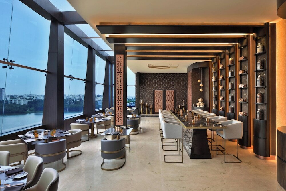 Фото Courtyard by Marriott Bengaluru Hebbal