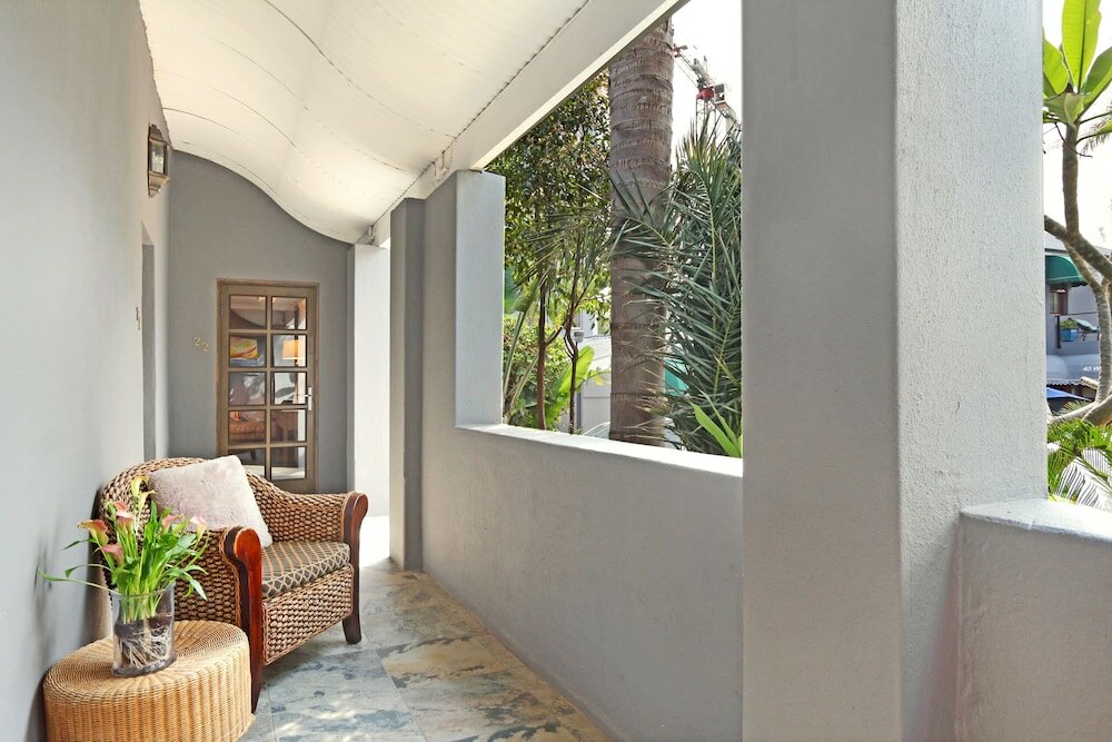 Фото 40 Winks Guest House Green Point Cape Town