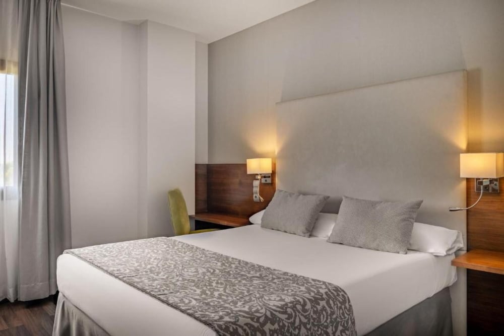 Фото Hotel Parque Real