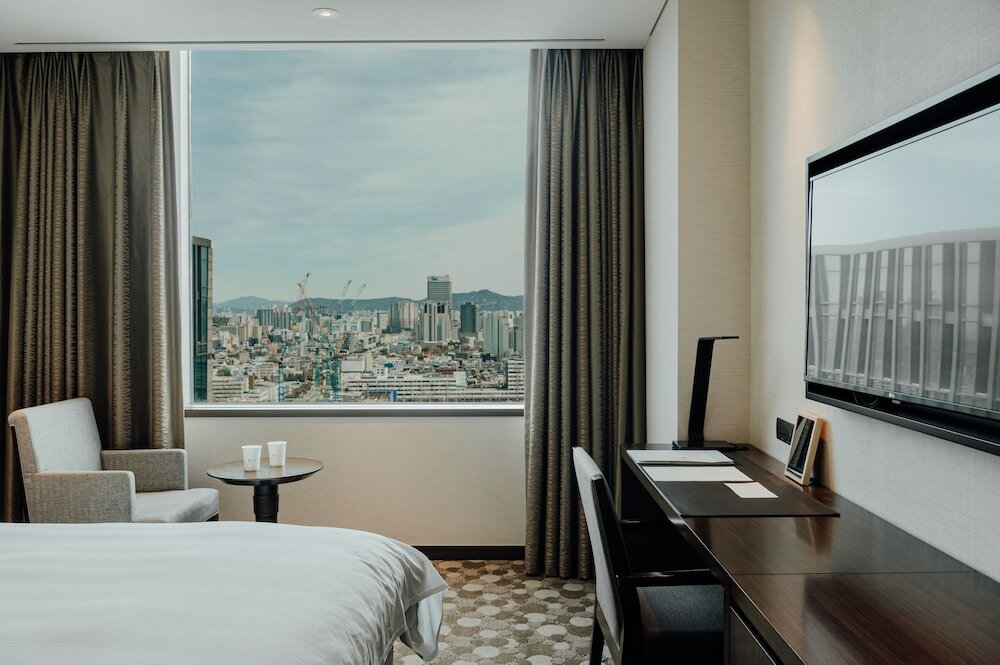 Фото Lotte City Hotel Myeongdong