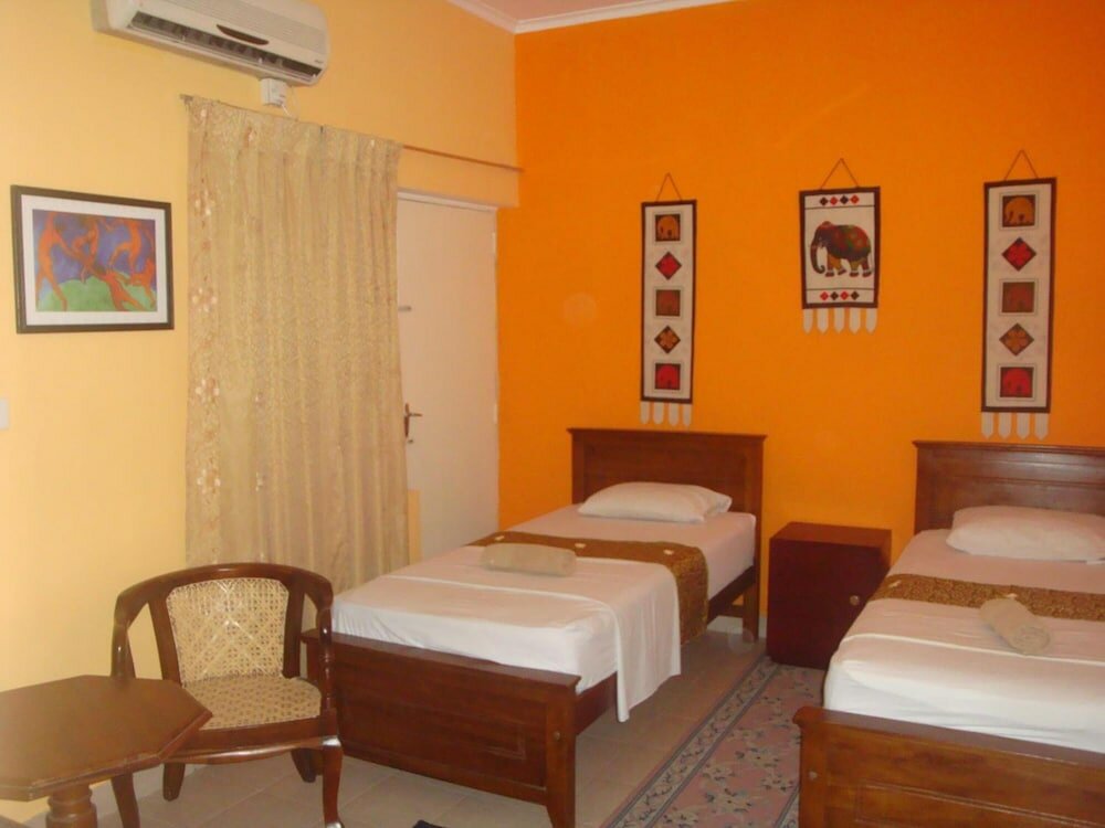 Фото Days Inn Kandy