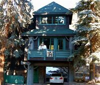 Внешний вид отеля Highland Haven Creekside Inn в Эвергрине, фото 4