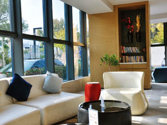 Фото Himalayas Qingdao Hotel