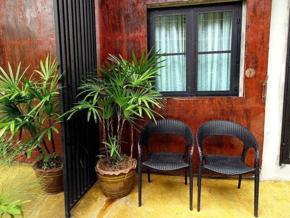 Фото Town Home by The Warehouse Chiang Mai