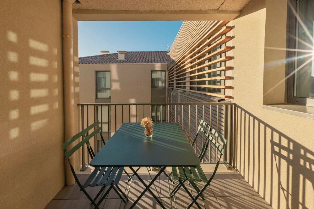 Фото The Originals Résidence Aix Schuman