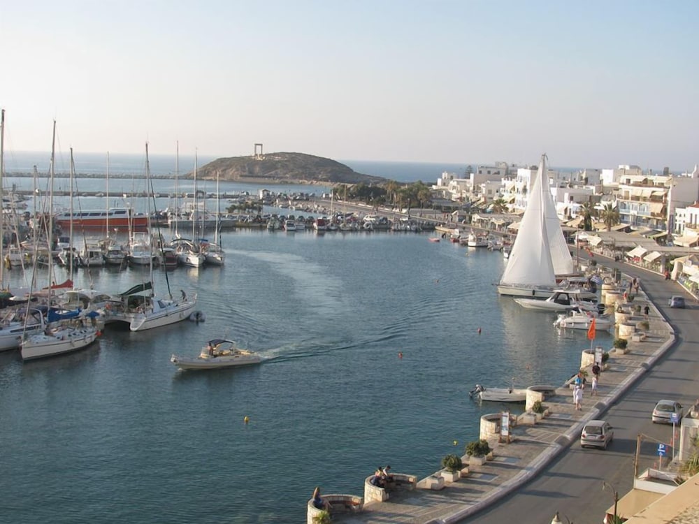 Фото Coronis Hotel