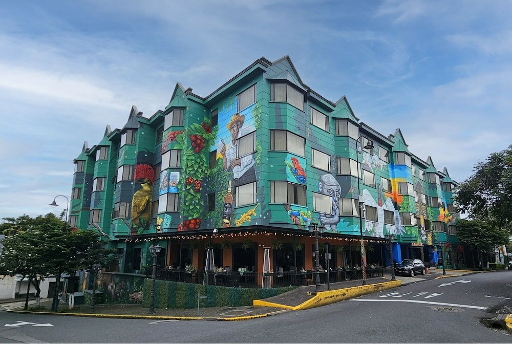 Фото отеля 1