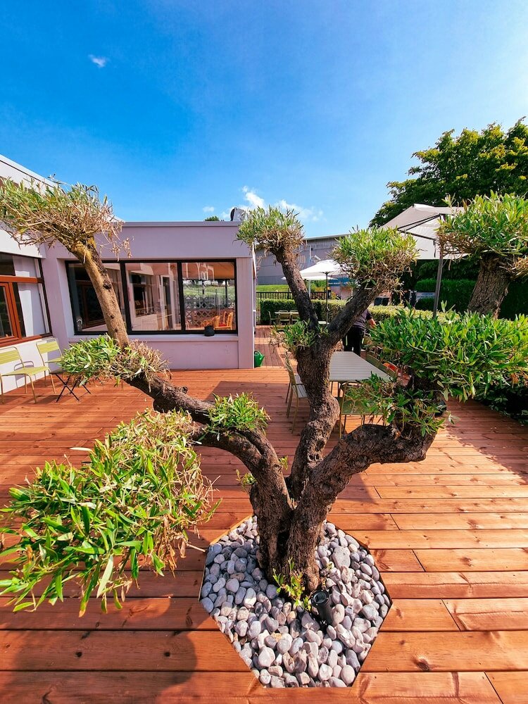 Фото ibis Caen Porte d'Angleterre