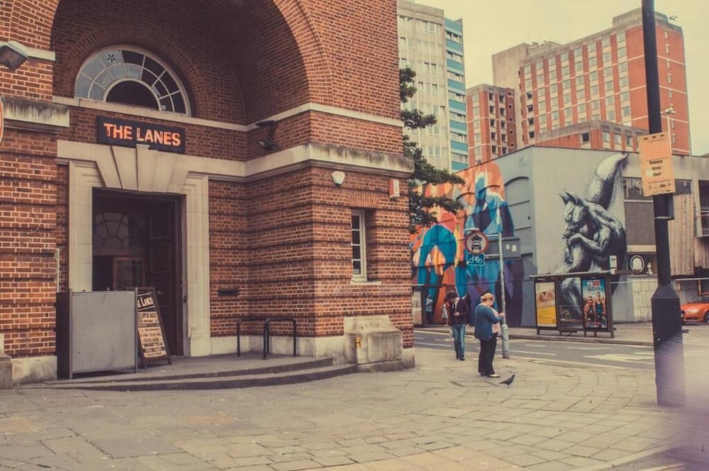 Фото Rock n Bowl Hostel