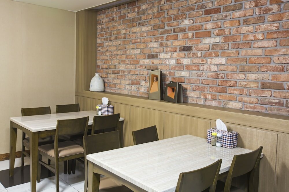 Фото Central Hotel