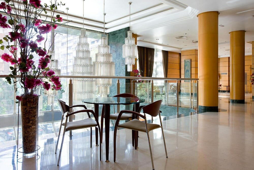 Фото Nh Valencia Center