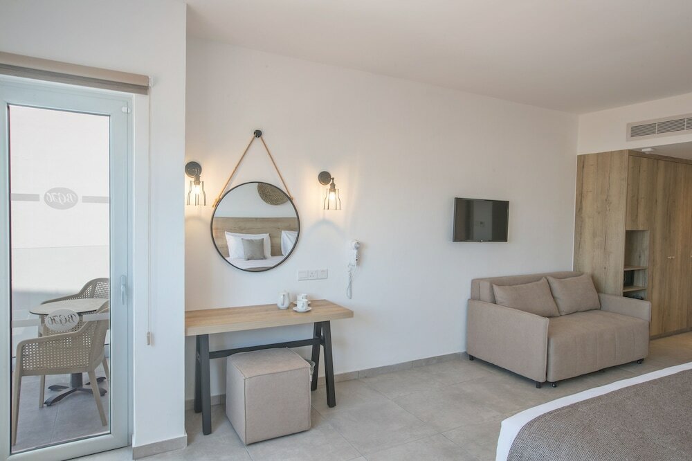 Фото Bohemian Gardens Hotel