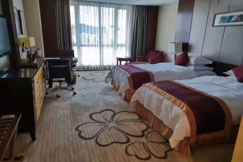 Фото Ramada Plaza by Wyndham Shaoguan City Centre