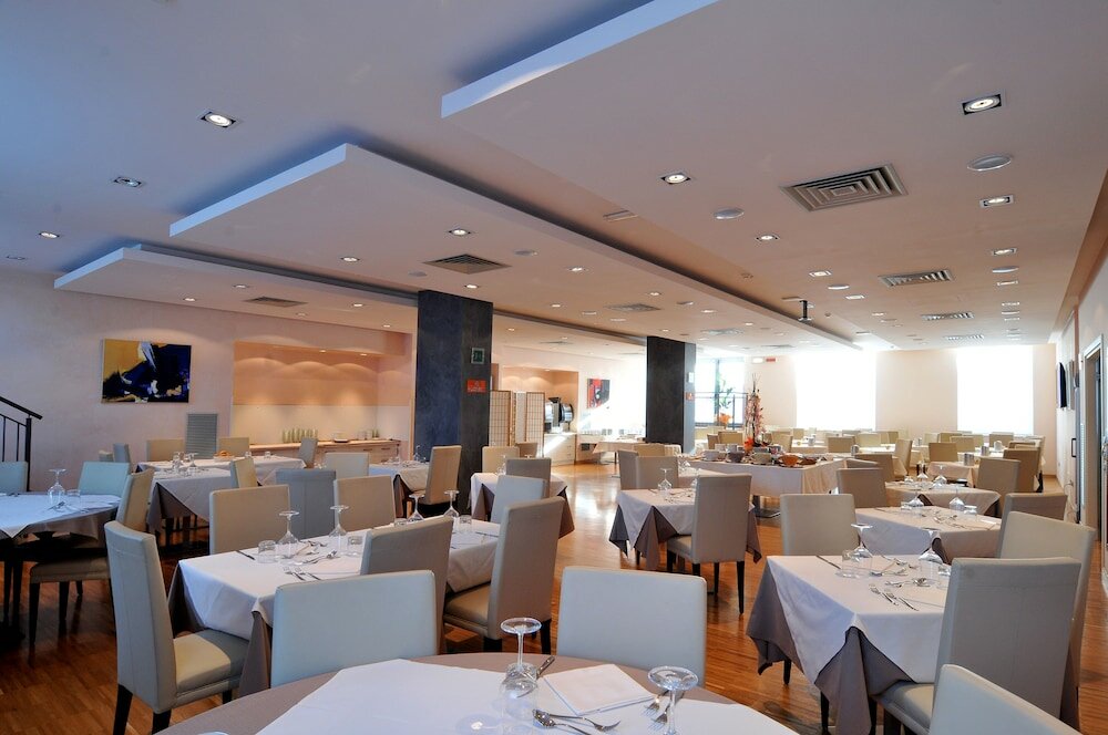 Фото Hotel Major