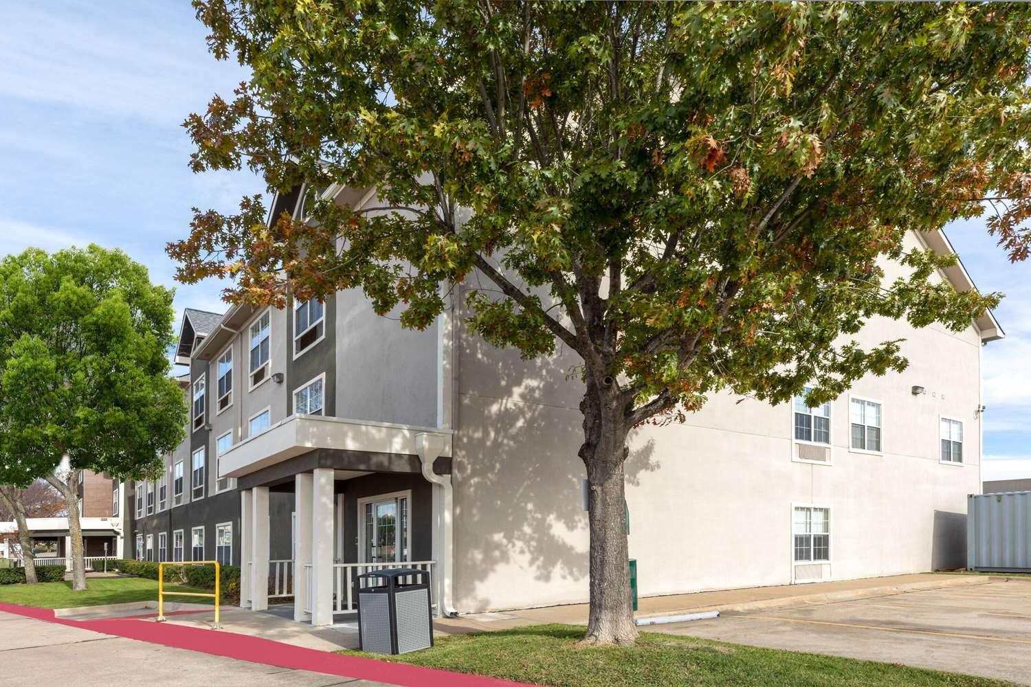 Фото La Quinta Inn & Suites by Wyndham Rockwall