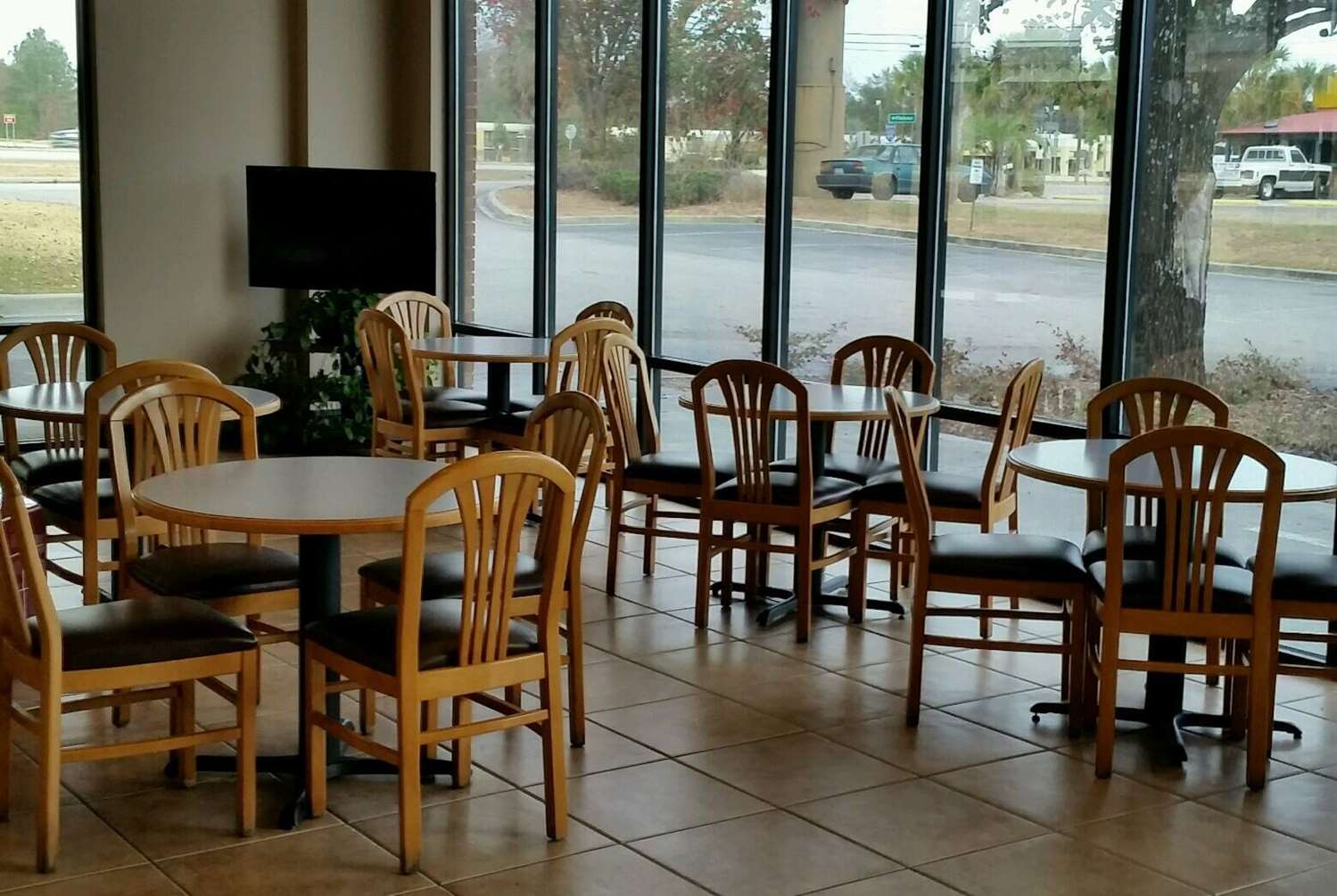 Фото Days Inn by Wyndham St George