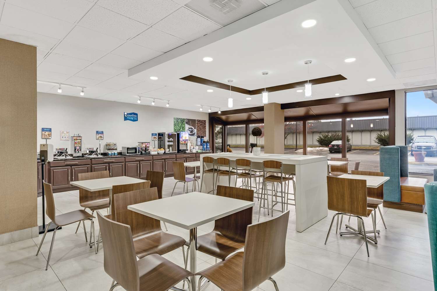 Фото Clarion Pointe Near Erie Casino