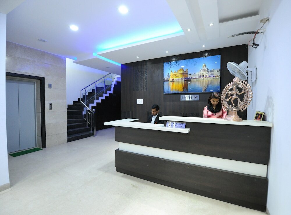 Фото Hotel Winner Inn