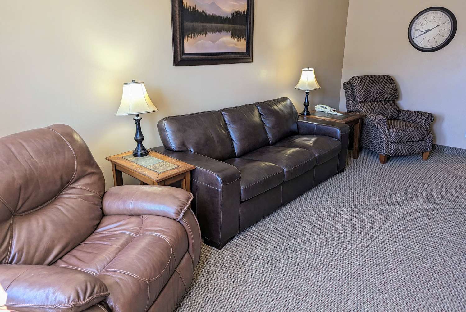 Фото Travelodge Inn & Suites by Wyndham Deadwood