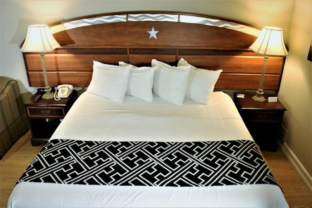 Фото Monte Carlo Inn