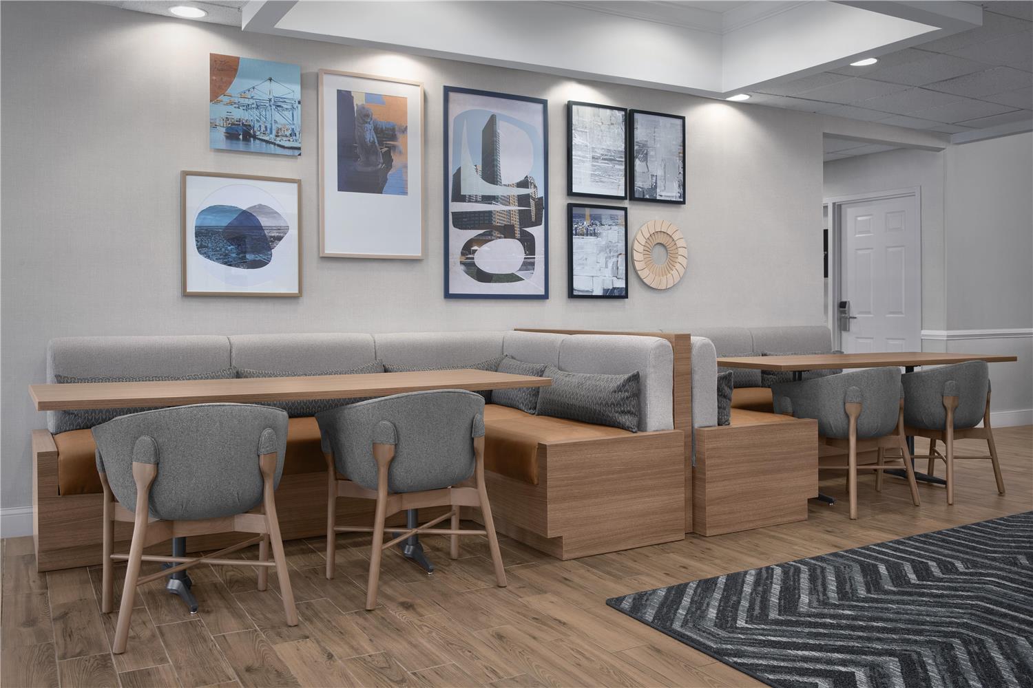 Фото Homewood Suites by Hilton Newark-Cranford