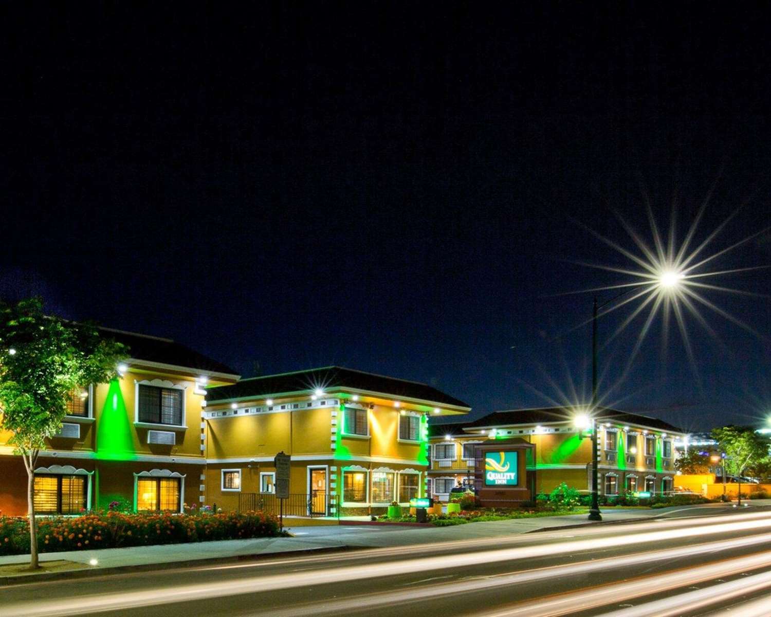 Фото отеля 3