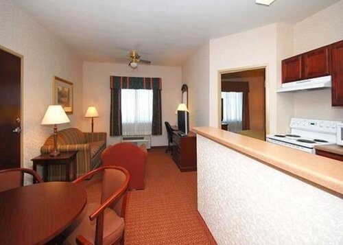 Гостиница Quality Inn & Suites, Near University в Уэйко