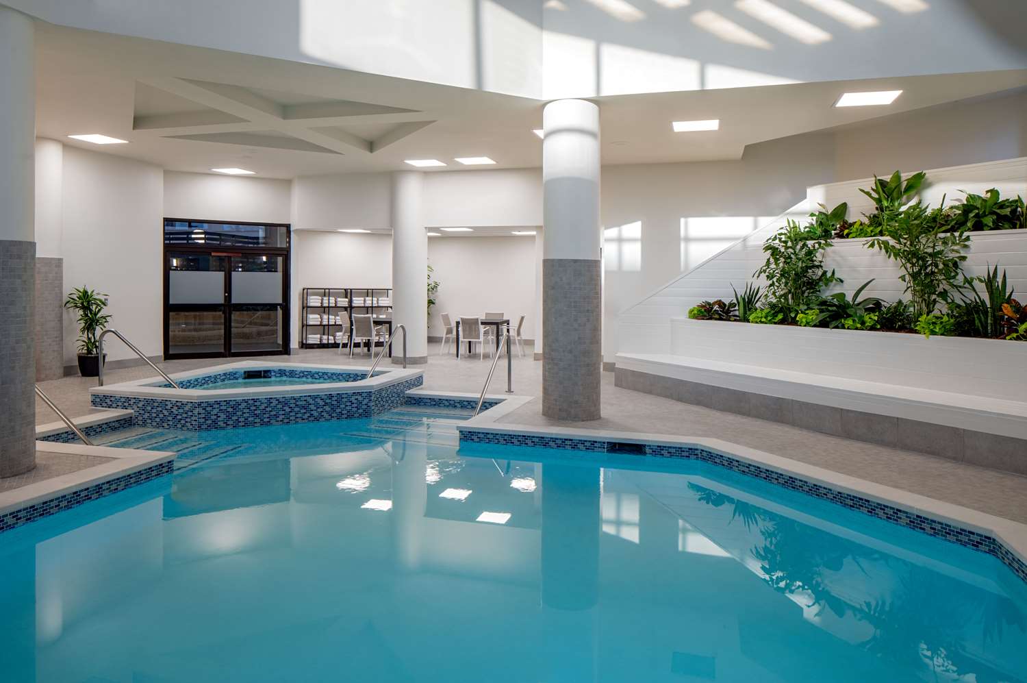 Фото DoubleTree Suites by Hilton Hotel Salt Lake City