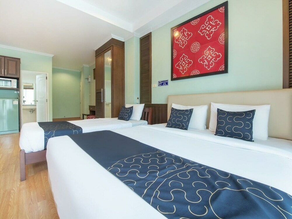 Фото Blooming Hill Boutique Suites