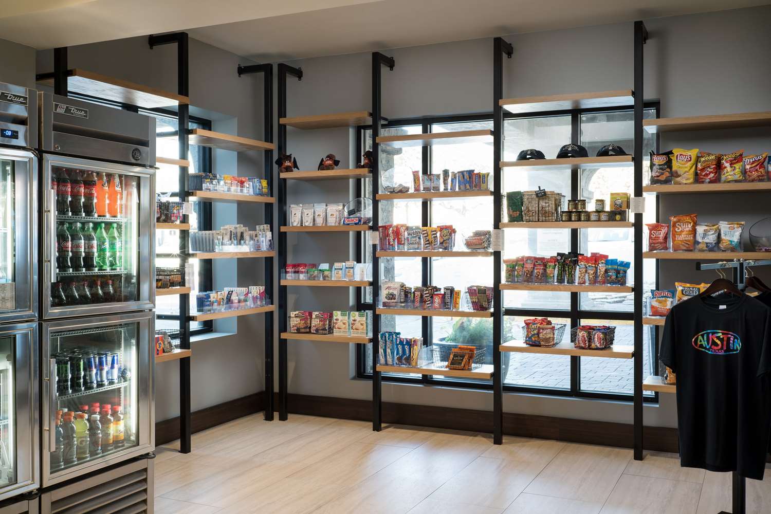 Фото Embassy Suites by Hilton Austin Central