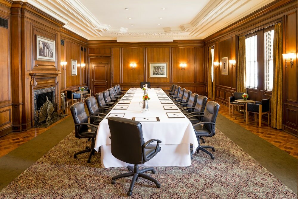 Фото Millennium Biltmore Los Angeles