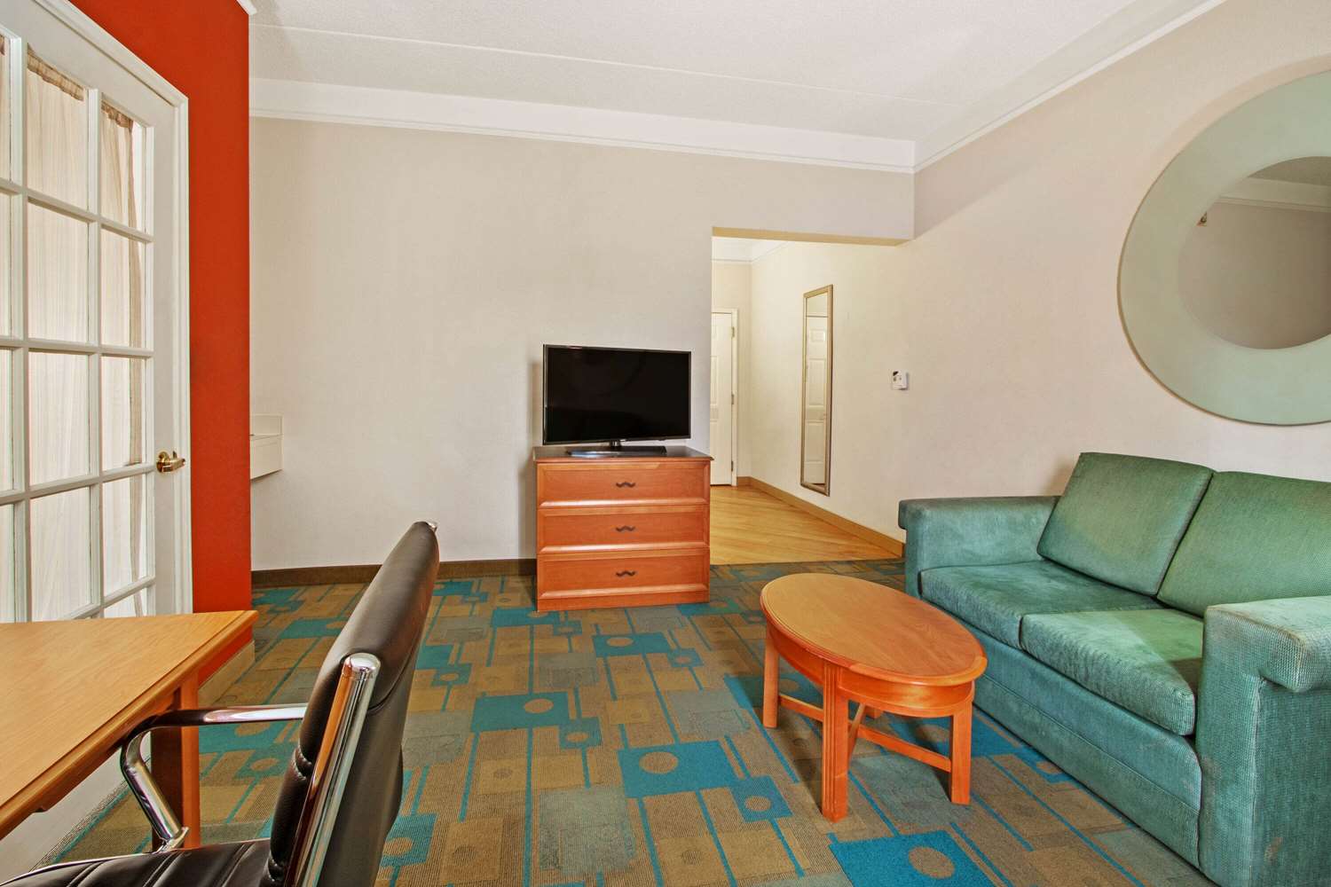 Фото La Quinta Inn & Suites by Wyndham Albuquerque West