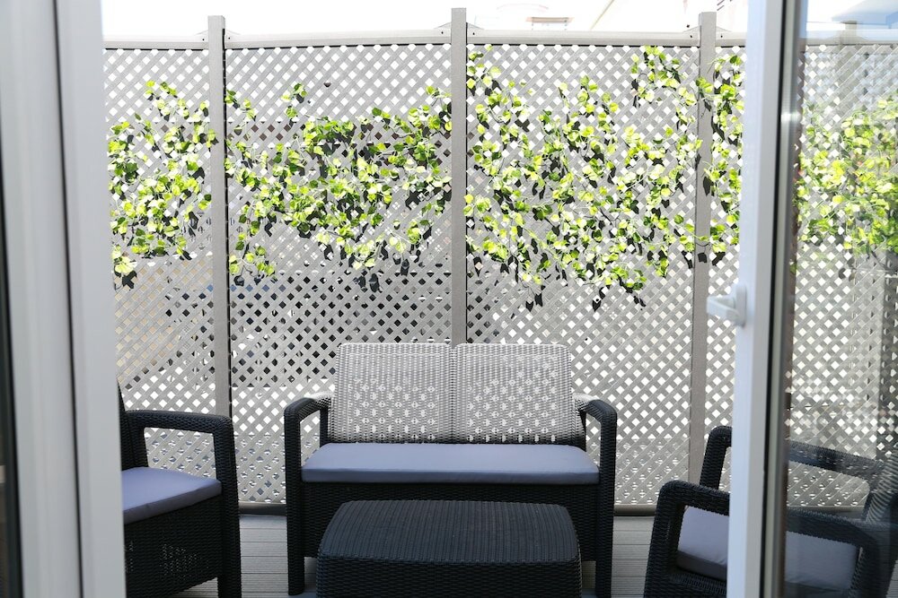 Фото New Point Madrid Opera